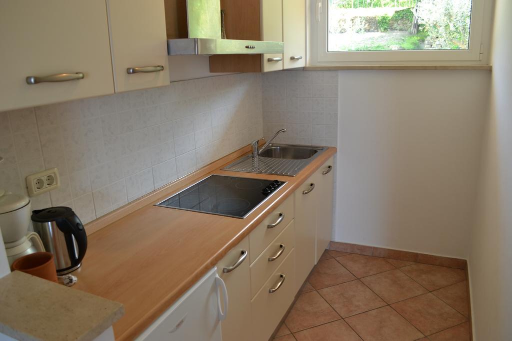 Apartment Jugo Piran Exterior photo